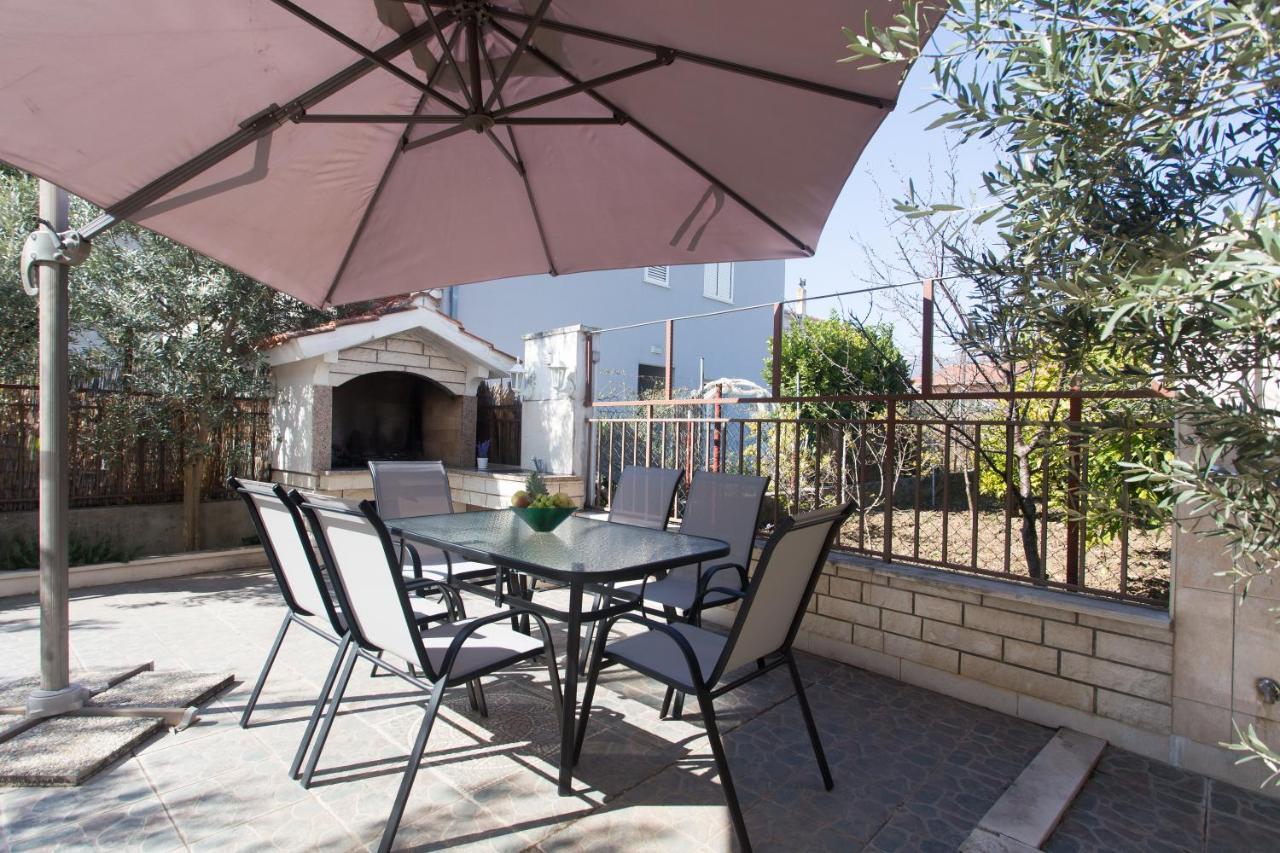 Apartments Villa Japeri Kaštela Εξωτερικό φωτογραφία