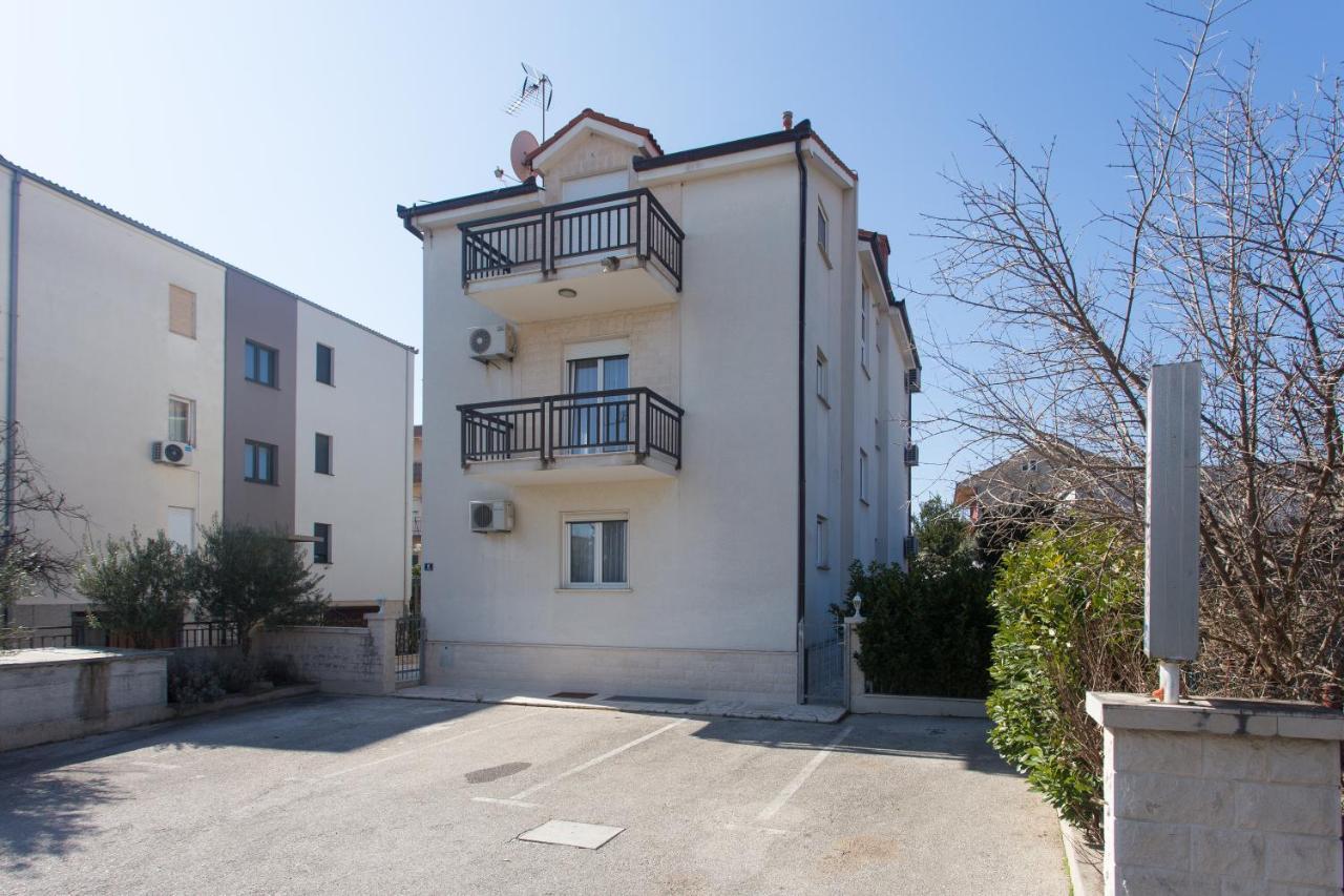 Apartments Villa Japeri Kaštela Εξωτερικό φωτογραφία
